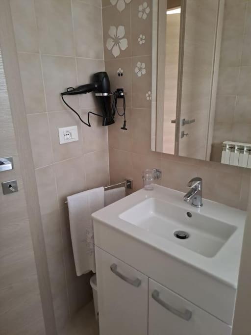 Appartamento Rossana - Luni Marinella di Sarzana Extérieur photo